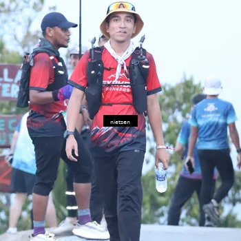 Runner Photo 5664356