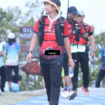 Runner Photo 5664358