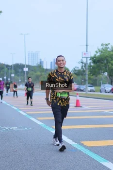 Runner Photo 5664640