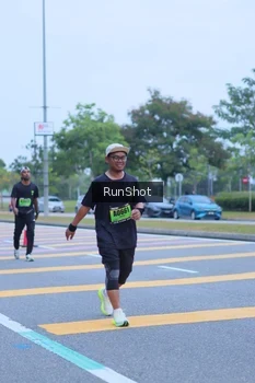 Runner Photo 5664650