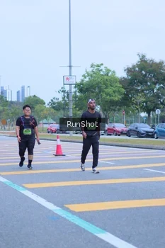 Runner Photo 5664665