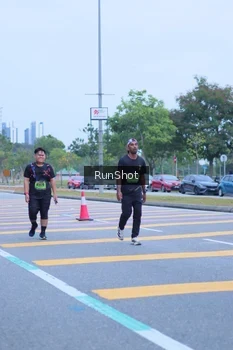 Runner Photo 5664670