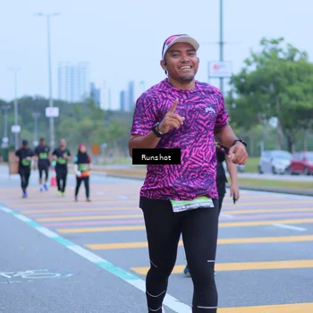 Runner Photo 5664682