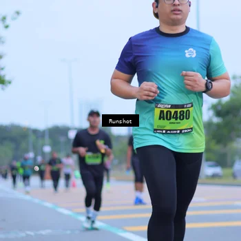 Runner Photo 5664758