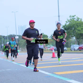 Runner Photo 5664818