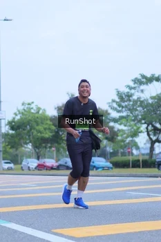 Runner Photo 5664825