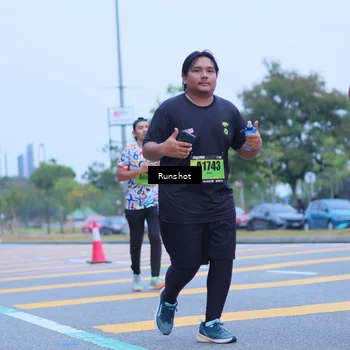 Runner Photo 5664862