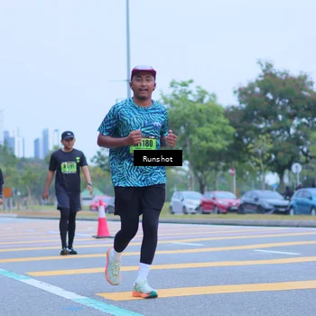 Runner Photo 5664898