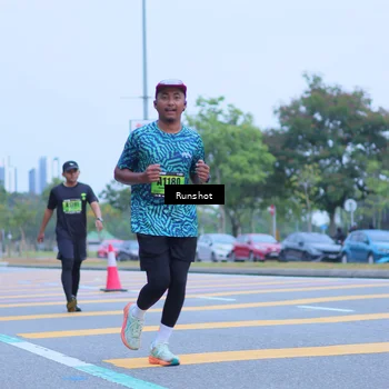 Runner Photo 5664899