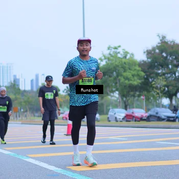 Runner Photo 5664918