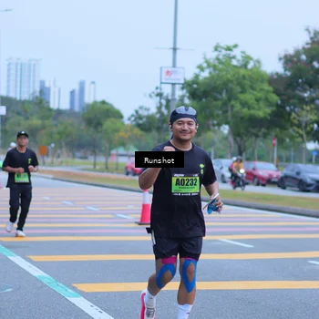 Runner Photo 5664990