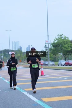 Runner Photo 5664998
