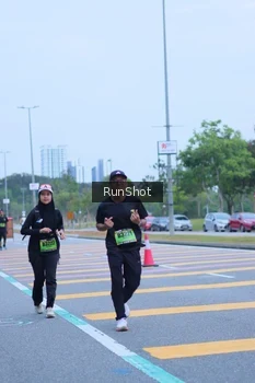 Runner Photo 5664999
