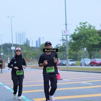 Runner Photo 5665004