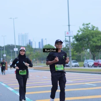 Runner Photo 5665011