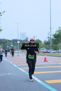 Runner Photo 5665019