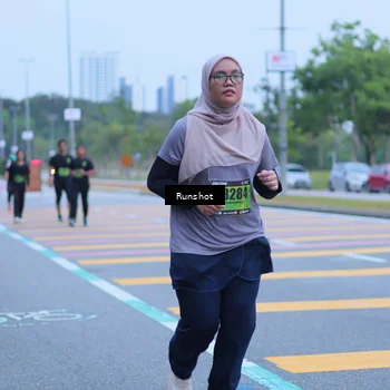 Runner Photo 5665057