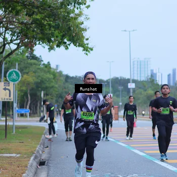 Runner Photo 5665071