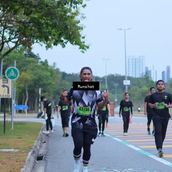 Runner Photo 5665072