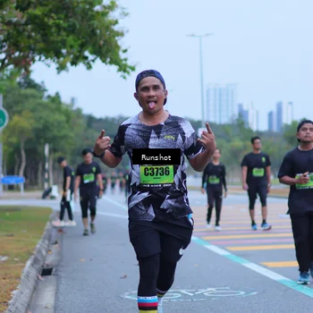 Runner Photo 5665085