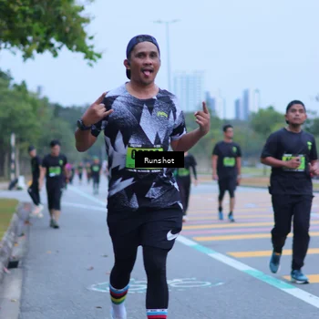 Runner Photo 5665087
