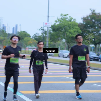 Runner Photo 5665112