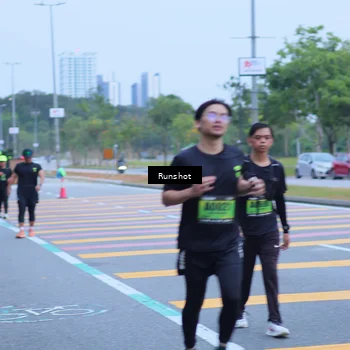 Runner Photo 5665119