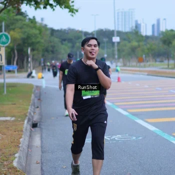 Runner Photo 5665128