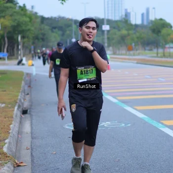 Runner Photo 5665132