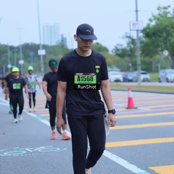 Runner Photo 5665147