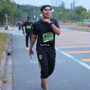 Runner Photo 5665148
