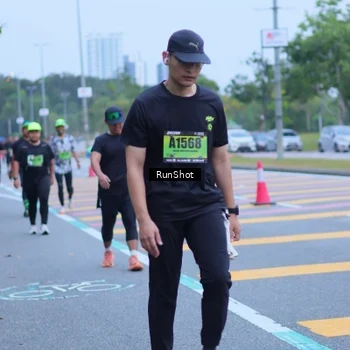 Runner Photo 5665151