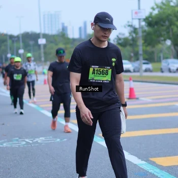 Runner Photo 5665152