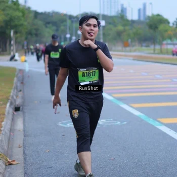 Runner Photo 5665155