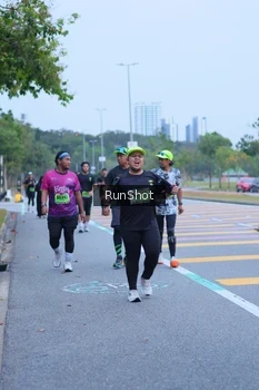 Runner Photo 5665184
