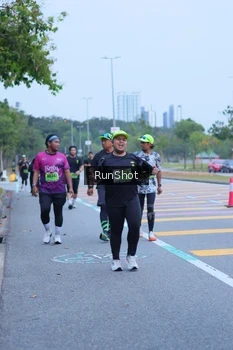 Runner Photo 5665185