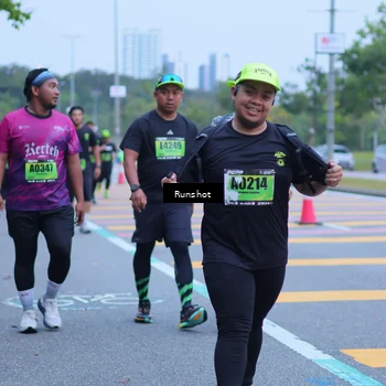 Runner Photo 5665200