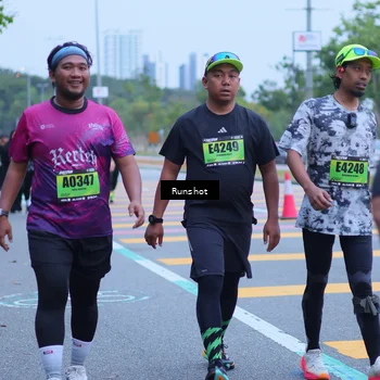 Runner Photo 5665212