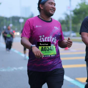 Runner Photo 5665241