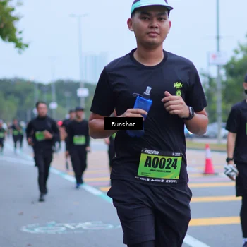 Runner Photo 5665279