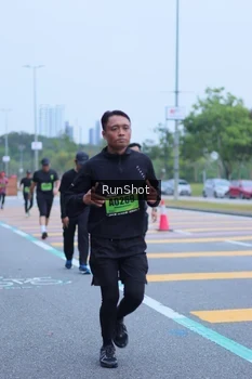 Runner Photo 5665306