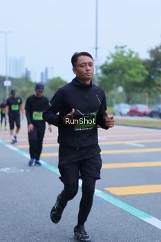 Runner Photo 5665309