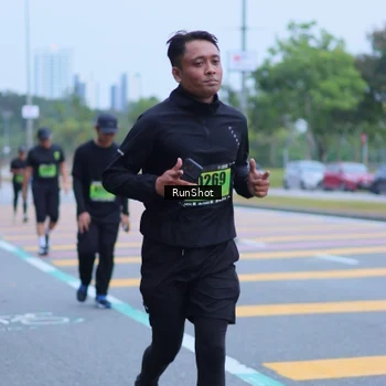 Runner Photo 5665310
