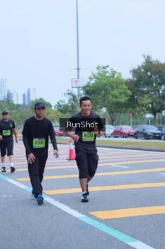 Runner Photo 5665318