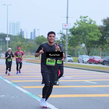 Runner Photo 5665352