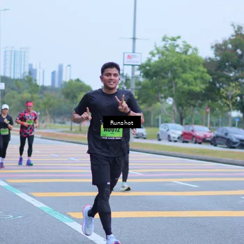 Runner Photo 5665356