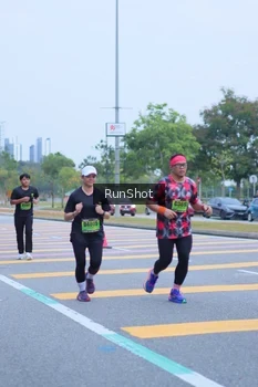 Runner Photo 5665405