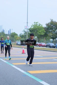 Runner Photo 5665410