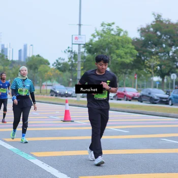 Runner Photo 5665411
