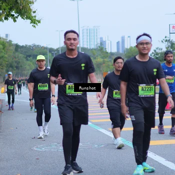 Runner Photo 5665431